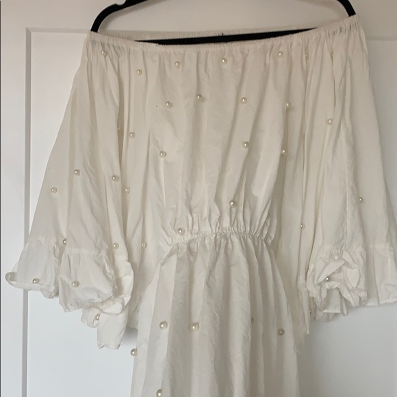Bell-sleeved pearl beach dress | one size - Picture 3 of 8